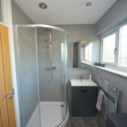 27 The Lawns, Rolleston-On-Dove, Burton-On-Trent, DE13 9DA Gallery image 22