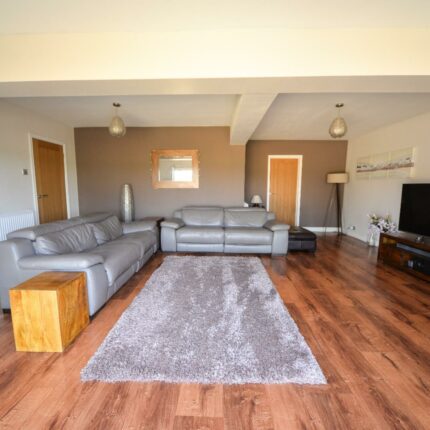 27 The Lawns, Rolleston-On-Dove, Burton-On-Trent, DE13 9DA Gallery image 5