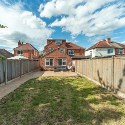 81 Kitling Greaves Lane, Burton-On-Trent, DE13 0PB Gallery image 2