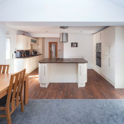 81 Kitling Greaves Lane, Burton-On-Trent, DE13 0PB Gallery image 4