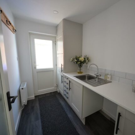 4 Alderbrook Close, Rolleston-On-Dove, Burton-On-Trent, DE13 9AH Gallery image 6