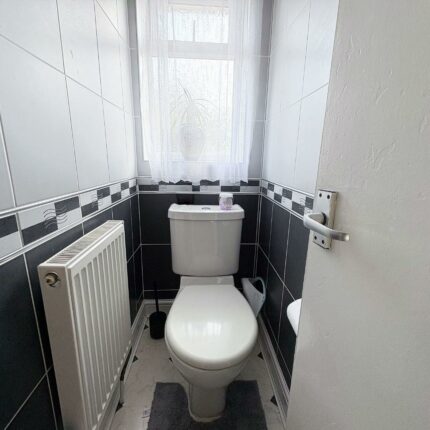 4 Fairfield Crescent, Newhall, Swadlincote, DE11 0SX Gallery image 10