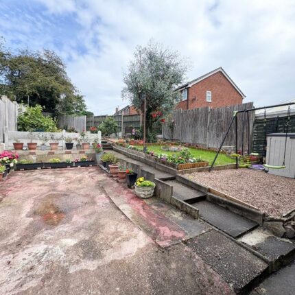 4 Fairfield Crescent, Newhall, Swadlincote, DE11 0SX Gallery image 12