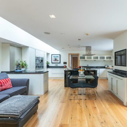 2 Newton Park, Newton Solney, Burton-On-Trent, DE15 0SX Gallery image 31