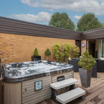 2 Newton Park, Newton Solney, Burton-On-Trent, DE15 0SX Gallery image 8