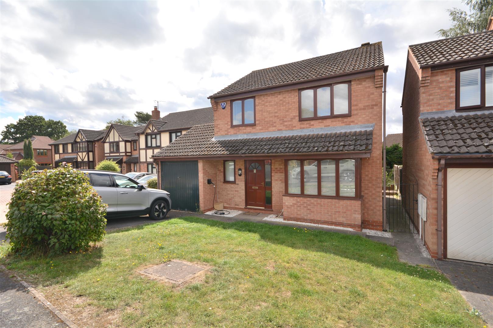 9 Pontypool Close, Oakwood, Derby, DE21 2RD Banner