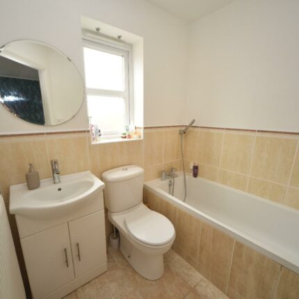 24 Blakeholme Court, Burton-On-Trent, DE14 2NZ Gallery image 10