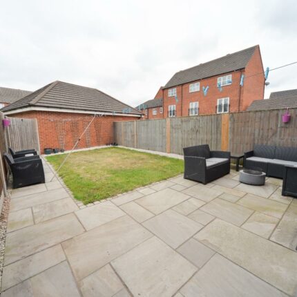 24 Blakeholme Court, Burton-On-Trent, DE14 2NZ Gallery image 15