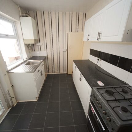 195 Woods Lane, Burton-On-Trent, DE15 9DD Gallery image 4