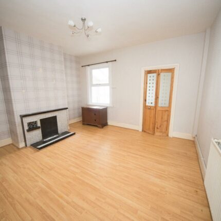 195 Woods Lane, Burton-On-Trent, DE15 9DD Gallery image 3