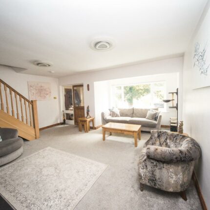 4 Oak Drive, Doveridge, DE6 5NF Gallery image 2