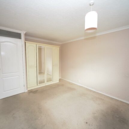 12 Chatsworth Drive, Tutbury, DE13 9NS Gallery image 4