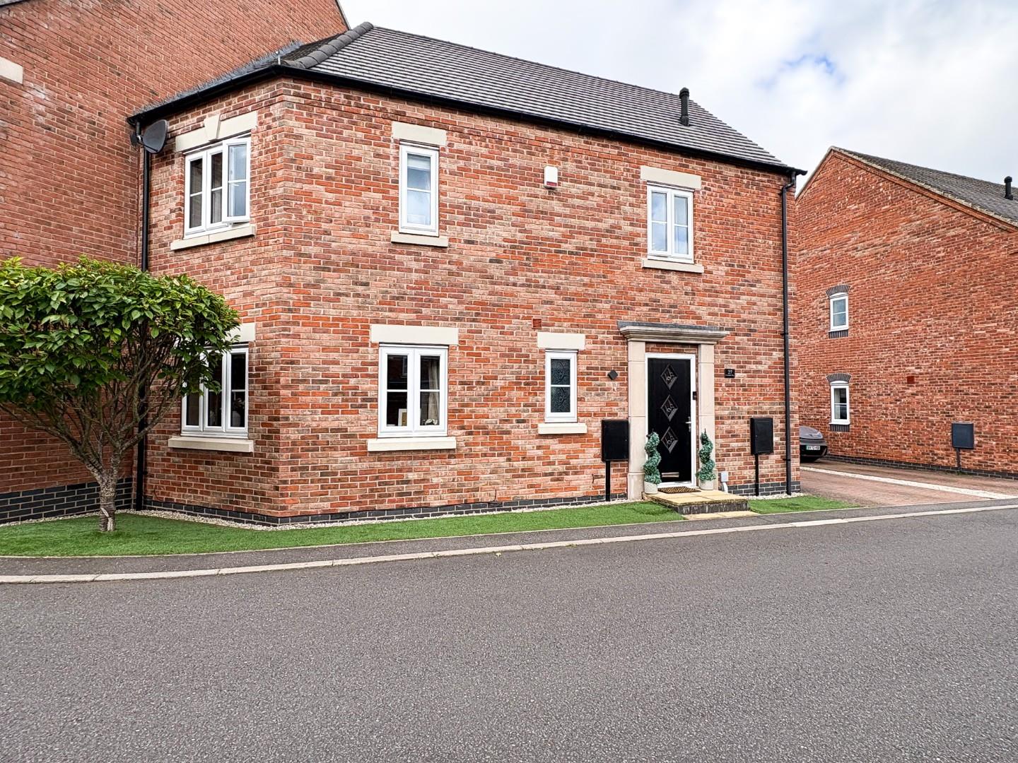 27 Lavender Way, Tutbury, Burton-On-Trent, DE13 9LN Banner