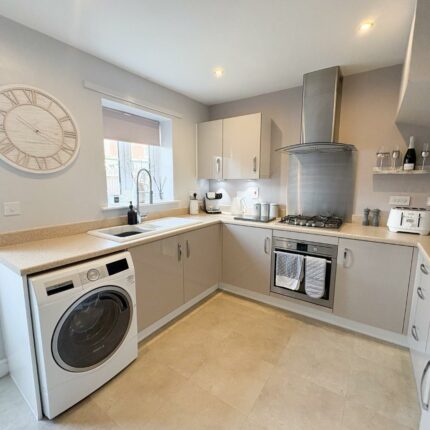 27 Lavender Way, Tutbury, Burton-On-Trent, DE13 9LN Gallery image 7