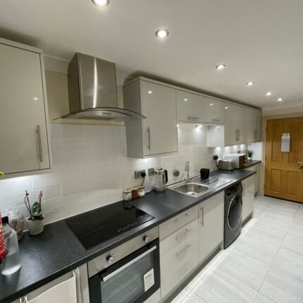 Flat 3, 27, Albert Street, Belper, Derbyshire, DE56 1DA Gallery image 6