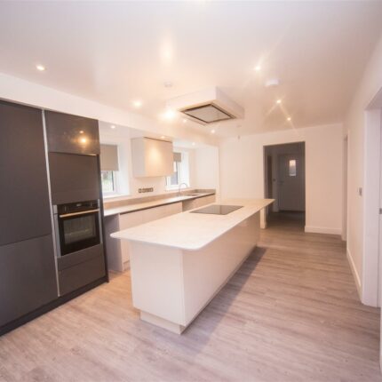 2 Briar Court, Ashby Road, Burton on Trent, Staffordshire, DE15 0LE Gallery image 3