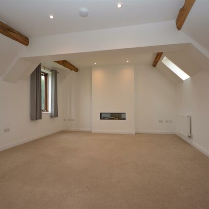 The Hayloft, Upper Brook Farm, Uttoxeter, Marchington Uttoxeter, ST14 8NU Gallery image 2