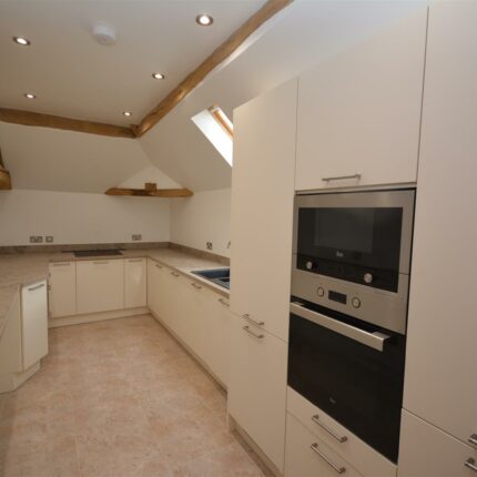 The Hayloft, Upper Brook Farm, Uttoxeter, Marchington Uttoxeter, ST14 8NU Gallery image 3