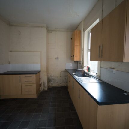 70 Dover Road, Burton-On-Trent, DE13 0TB Gallery image 3