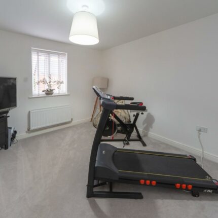 22 Fern Tree Walk, Burton-On-Trent, DE13 9TX Gallery image 23