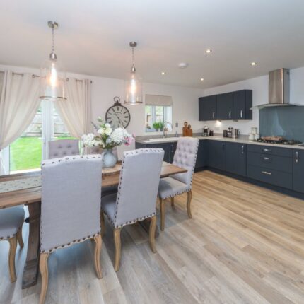 22 Fern Tree Walk, Burton-On-Trent, DE13 9TX Gallery image 3