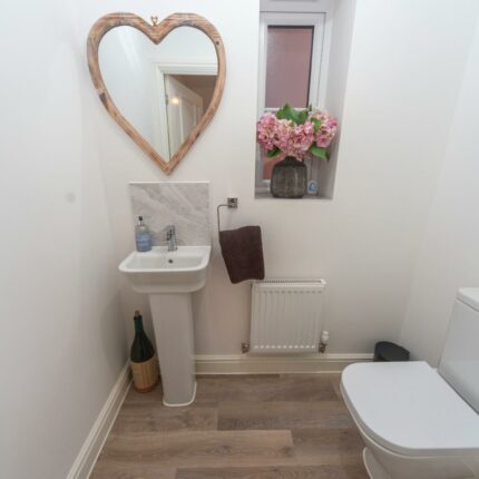 22 Fern Tree Walk, Burton-On-Trent, DE13 9TX Gallery image 14