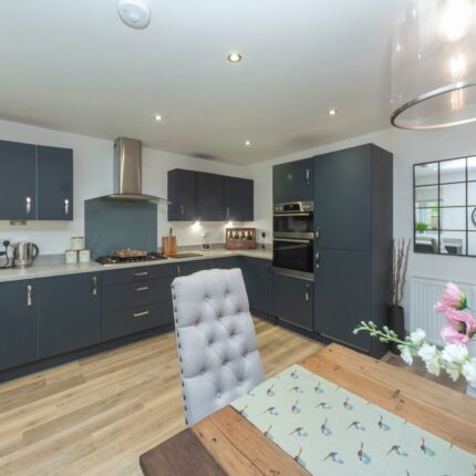 22 Fern Tree Walk, Burton-On-Trent, DE13 9TX Gallery image 9