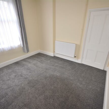 200 Woods Lane, Stapenhill, Burton Upon Trent, DE15 9DD Gallery image 2