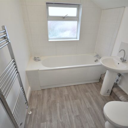 136 Princess Street, Burton-On-Trent, DE14 2NT Gallery image 3