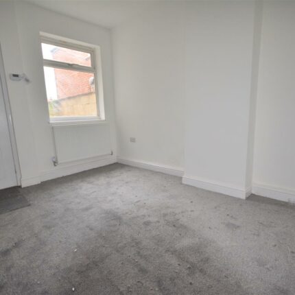 136 Princess Street, Burton-On-Trent, DE14 2NT Gallery image 4