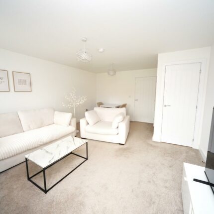 17 Union Way, Burton on Trent, DE14 2GE Gallery image 3