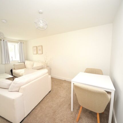 17 Union Way, Burton on Trent, DE14 2GE Gallery image 8