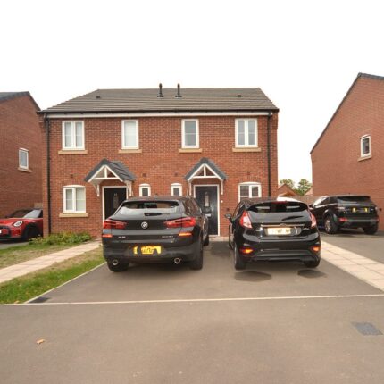 17 Union Way, Burton on Trent, DE14 2GE Gallery image 1