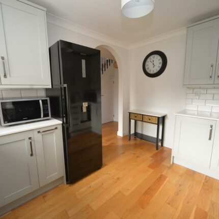 10 Ashdale Close, Burton-On-Trent, DE15 9HN Gallery image 13