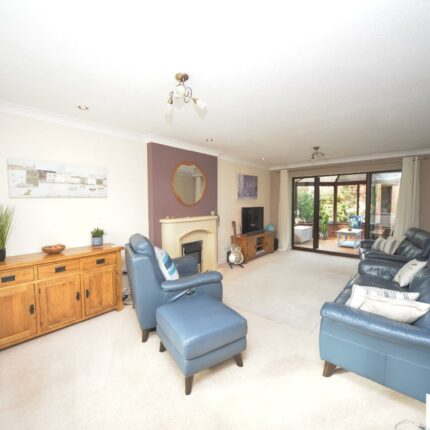 10 Ashdale Close, Burton-On-Trent, DE15 9HN Gallery image 6