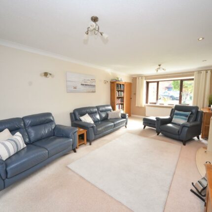 10 Ashdale Close, Burton-On-Trent, DE15 9HN Gallery image 8