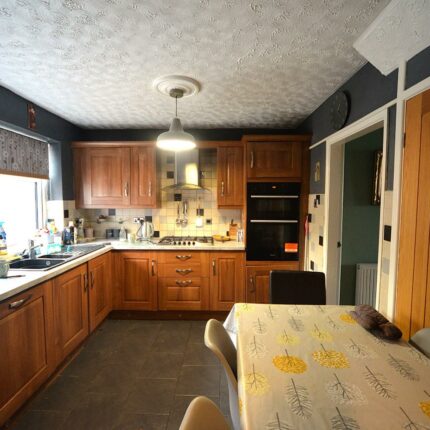 49 Newton Leys, Burton-On-Trent, DE15 0DW Gallery image 2