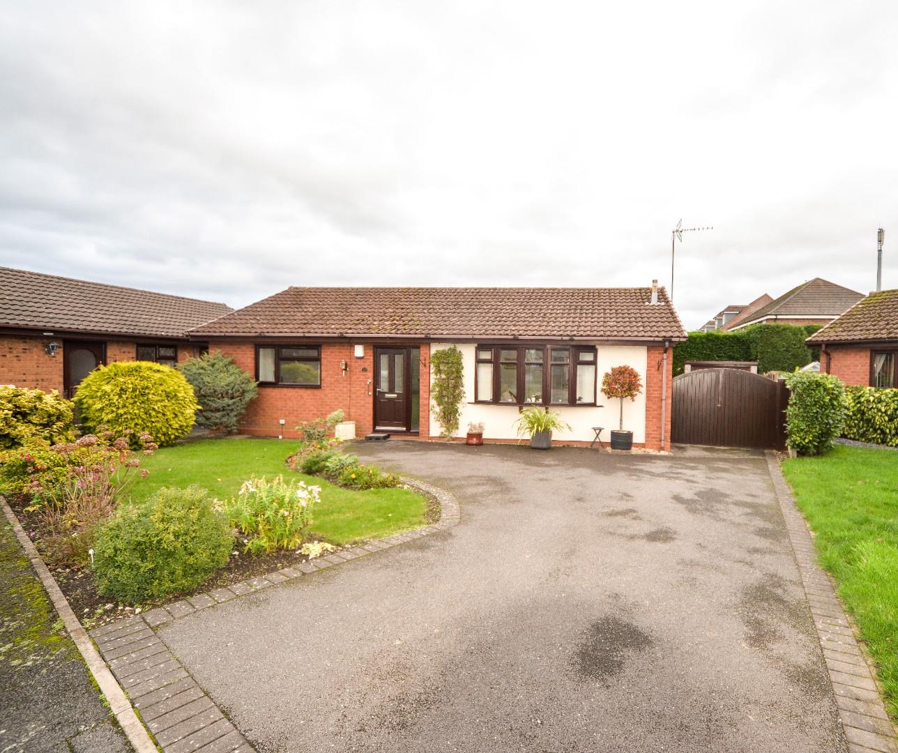 11 Castle View, Hatton, Derby, DE65 5QL Banner