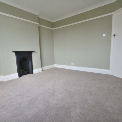 183 Chesterfield Road, Matlock, Derbyshire, DE4 3GA Gallery image 10