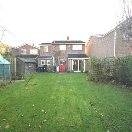 6 Oak Drive, Doveridge, Ashbourne, DE6 5NF Gallery image 2