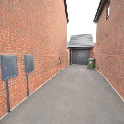 1 Springfield Drive, Derby, DE22 2TU Gallery image 11