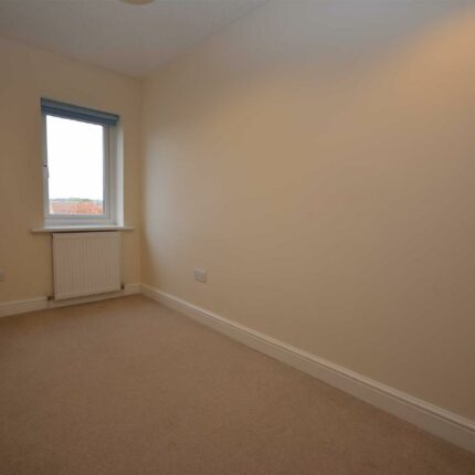 5 Severn Close, Uttoxeter, Staffs, ST14 8UJ Gallery image 5