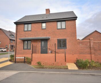 Preview image for 1 Queen Anne Drive, Derby, DE22 2SS