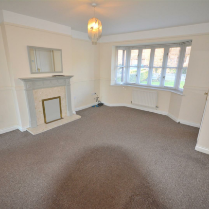 3 Meadow View, Doveridge, Ashbourne, DE6 5LT Gallery image 2