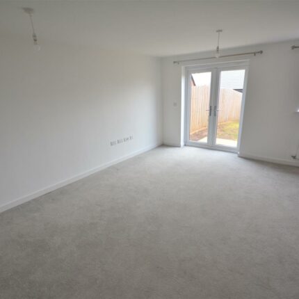 25 Crabtree Hill Drive, Derby, DE22 2SR Gallery image 3