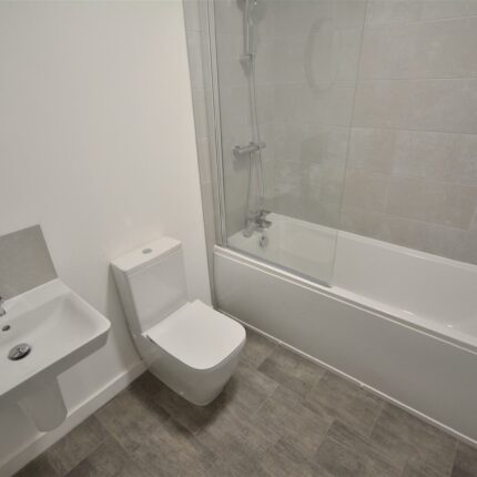 25 Crabtree Hill Drive, Derby, DE22 2SR Gallery image 13