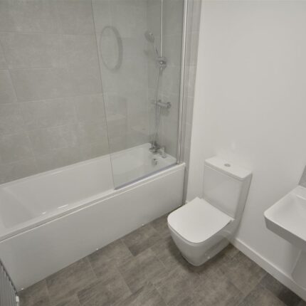 23 Crabtree Hill Drive, Derby, DE22 2SR Gallery image 11