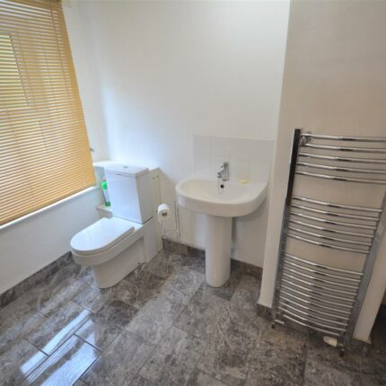 18 Rutland Street, Matlock, DE4 3GN Gallery image 8