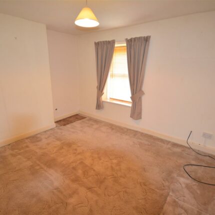 18 Rutland Street, Matlock, DE4 3GN Gallery image 9