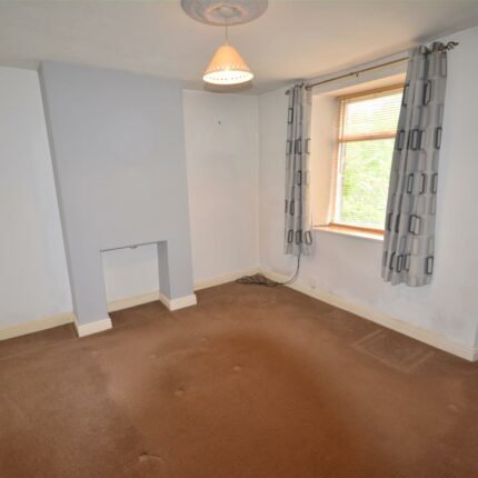 18 Rutland Street, Matlock, DE4 3GN Gallery image 3